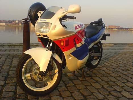 Honda CBR 600 F billede 2