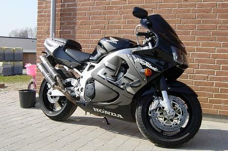 Honda CBR900RR FireBlade        billede 7