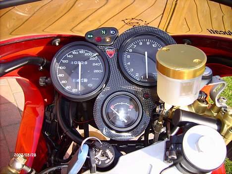 Ducati 750 S     SOLGT - nye pumper på bremse og kobling og carbon afdækning ved urere billede 14