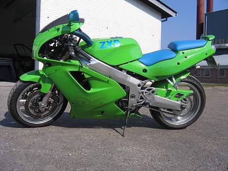 Kawasaki ZXR 750 J billede 1