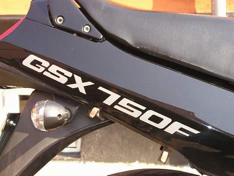 Suzuki GSX750F - GSX 750F billede 4