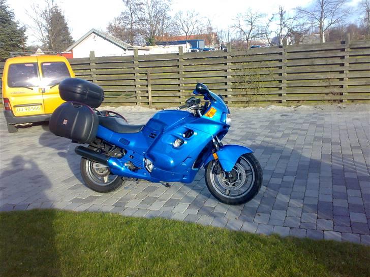 Honda CBR  1000F billede 1