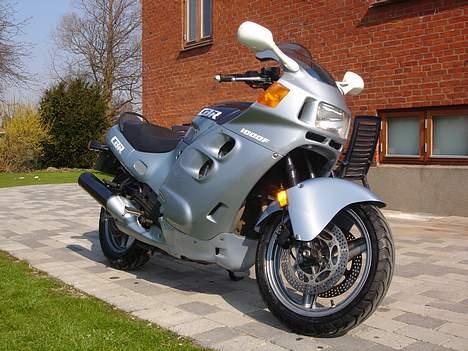 Honda CBR  1000F billede 2