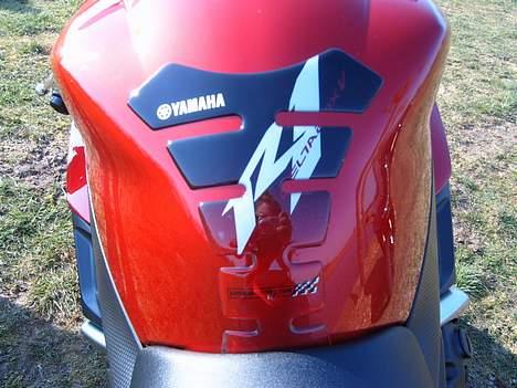 Yamaha YZF-R1 billede 3