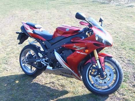Yamaha YZF-R1 billede 4