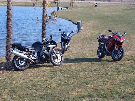 Yamaha YZF-R1 - Brande badesø billede 7