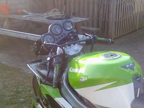 Kawasaki zx6r (TOTALSKADET) billede 17