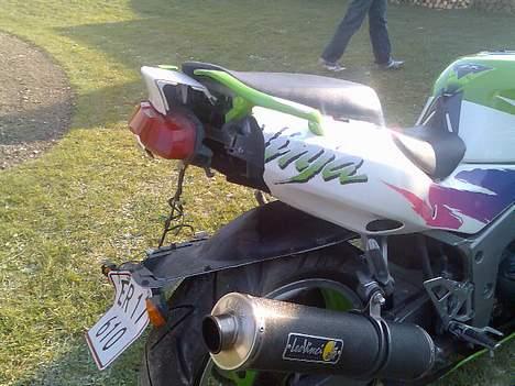 Kawasaki zx6r (TOTALSKADET) billede 18