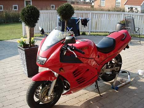 Suzuki RF 600 R (Sverige) billede 7