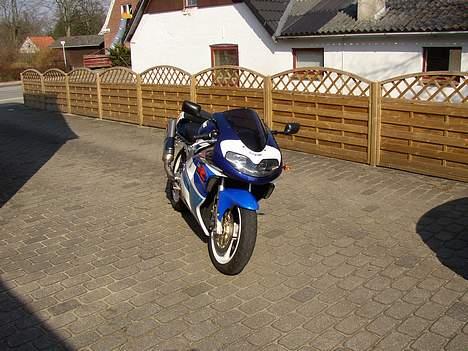 Suzuki TL1000R  Solgt billede 3