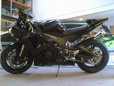 Yamaha YZF-R6s (2005) *SOLGT* billede 8