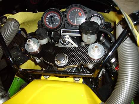 Kawasaki ZXR 750 J **Solgt** - Carbon afdækning billede 5