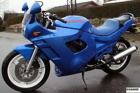 Suzuki GSX 600 F (SOLGT) billede 4