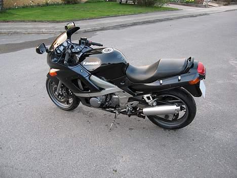 Kawasaki ZZR 600 (TIL SALG!) - Ny vasket billede 3