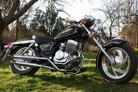 Lifan 250-4 Custom lowrider billede 15