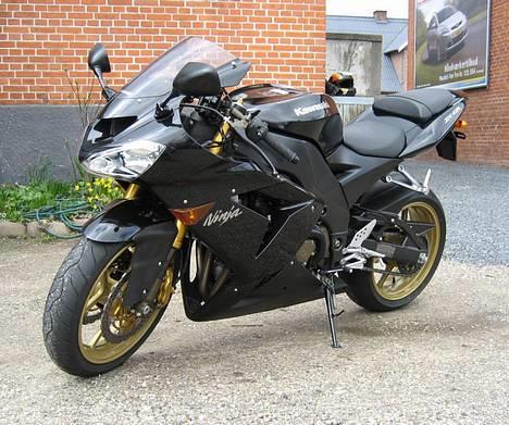 Yamaha R1 (til salg) - Min gamle ZX10-R fra ´04 billede 4