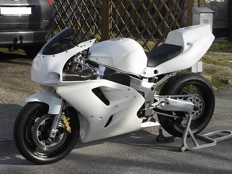 Kawasaki ZXR 750/900 M (RR) billede 10