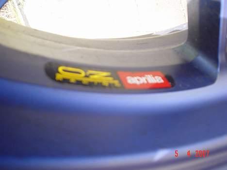 Aprilia RSV MILLE R - en fælg billede 10