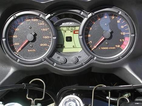 Suzuki DL-650 V-strom - Instrumentering billede 19