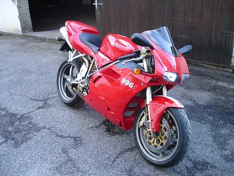 Ducati 996  (Solgt) billede 3