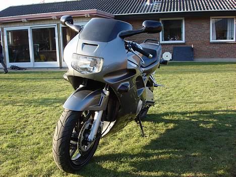 Honda cbr 600 f2  billede 3