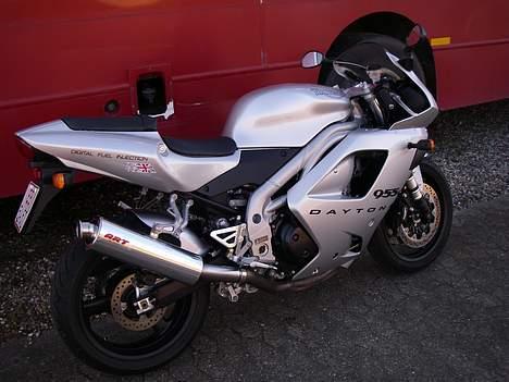 Triumph Daytona 955i billede 3