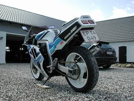 Suzuki GSX-R 400 (solgt) billede 8