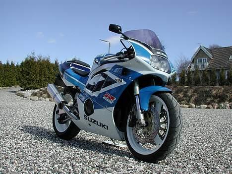 Suzuki GSX-R 400 (solgt) billede 14