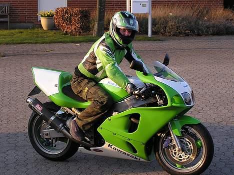 Kawasaki ZXR 750  SOLGT billede 6