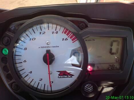 Suzuki GSXR 750 K7 (SOLGT) billede 10