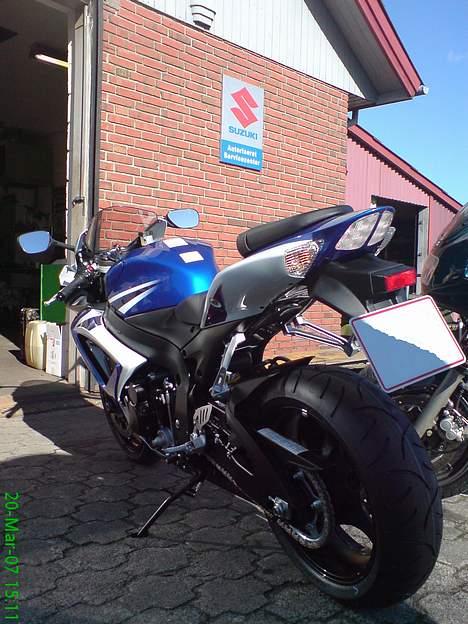Suzuki GSXR 750 K7 (SOLGT) billede 15