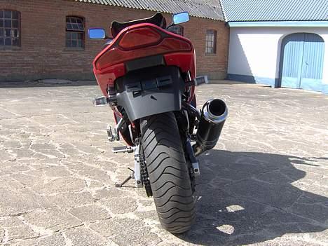 Suzuki RF600R "SOLGT" billede 4