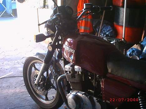 Suzuki Gsx 400 billede 5