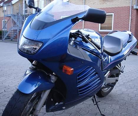 Suzuki RF 600 R (solgt) billede 5