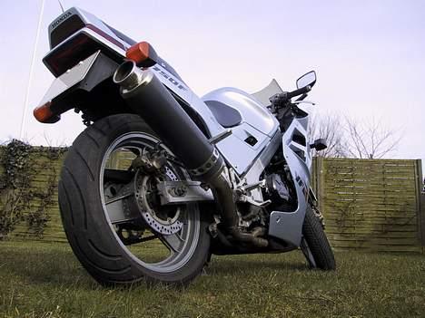 Honda VFR750F billede 5