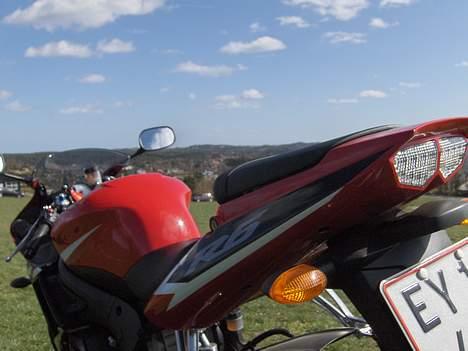 Yamaha YZF R6 (SOLGT) billede 3