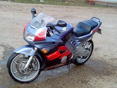 Honda cbr 600 f2 billede 3