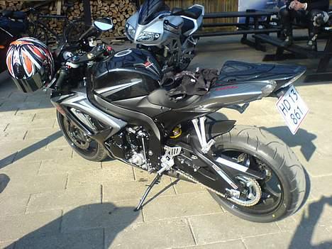 Suzuki Gsx-R750K7 solgt billede 7