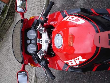 Honda cbr 1000 F ( SOLGT ) billede 6