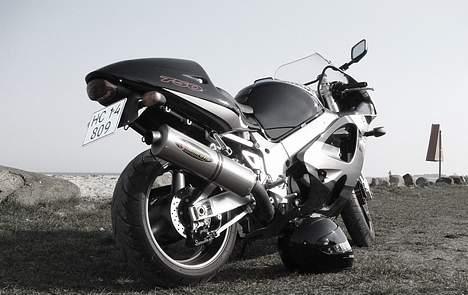 Suzuki GSX-R 750 - *SOLGT* billede 8