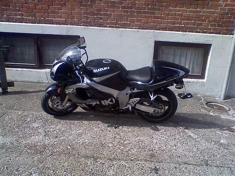 Suzuki gsxr 600 solgt  billede 1