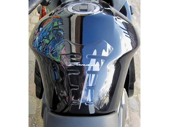 Suzuki                   GSF650S - Spejlblank tank billede 1
