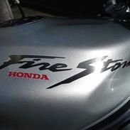 Honda VTR 1000 F --SOLGT--