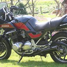Suzuki gsx750es *SOLGT*