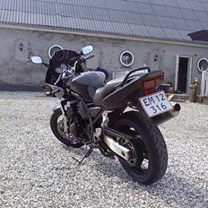 Yamaha fzs 600 fazer