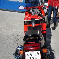 Honda CBR 1000 F SC24