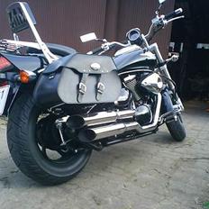 Suzuki vz 800k6