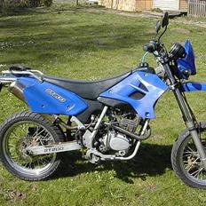 Skyteam st 200             SOLGT