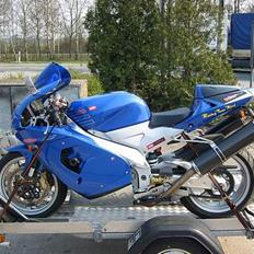 Aprilia RSV 1000 Mille