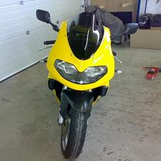 Suzuki tl 1000r solgt